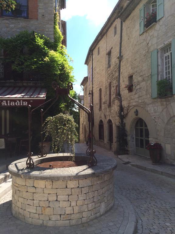 L'Autre Maison Saint-Jean-de-Ceyrargues Bagian luar foto