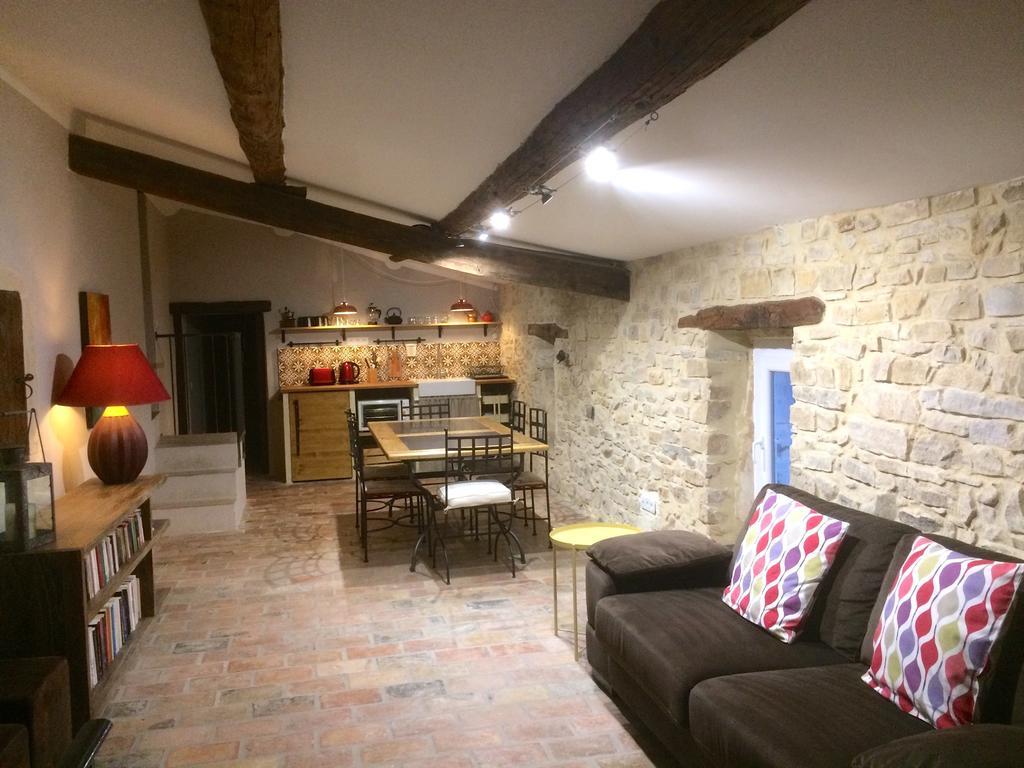 L'Autre Maison Saint-Jean-de-Ceyrargues Bagian luar foto